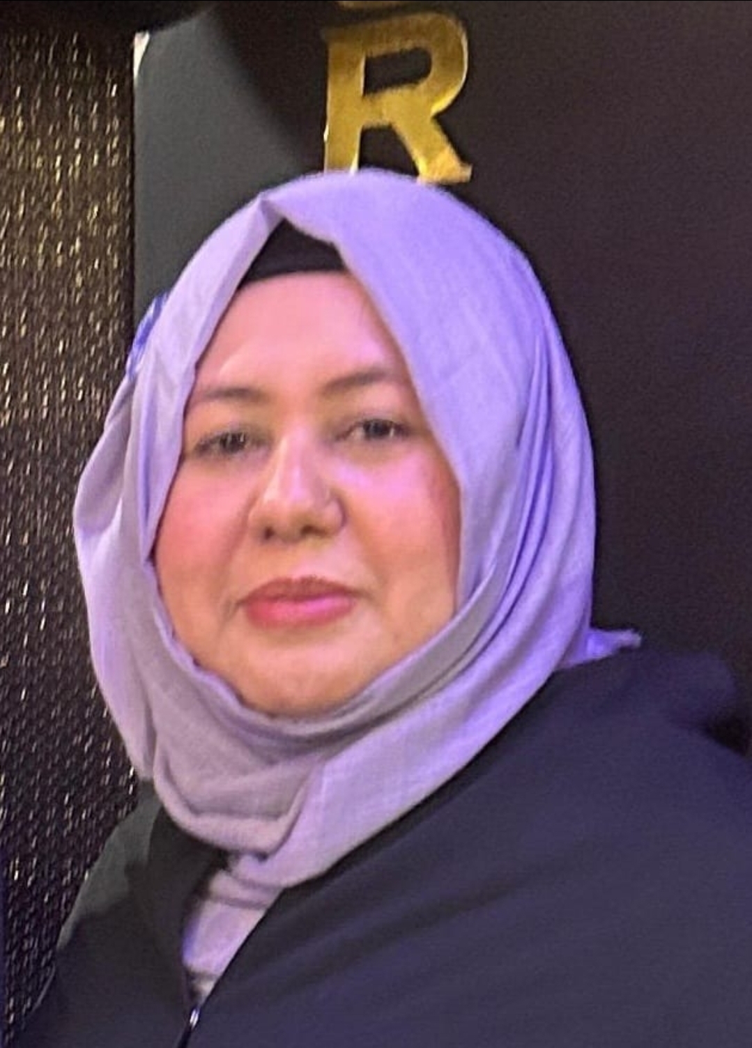 Dr. Farha Waqar