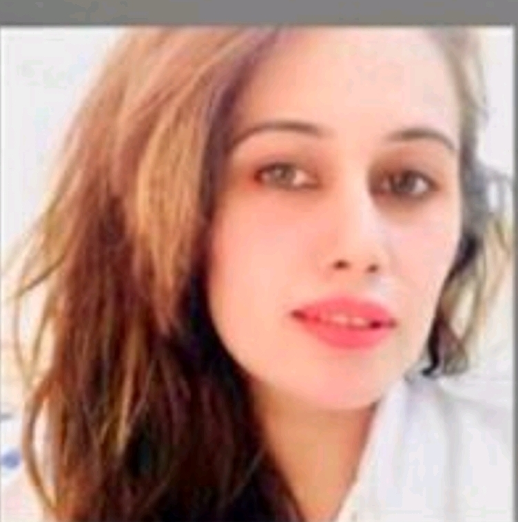 Dr Nazish