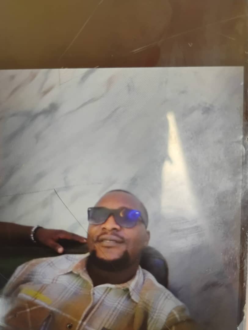 Armstrong Desmond